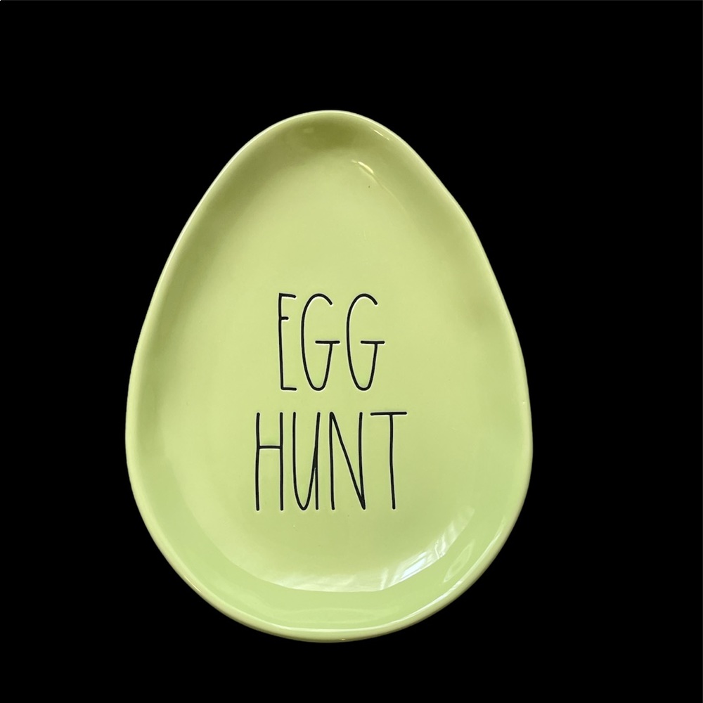 Rae Dunn Easter Plate, NWOT